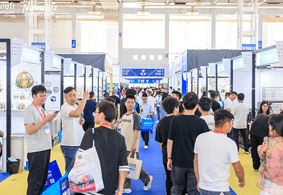 Exposi&ccedil;&atilde;o de m&aacute;quinas de rebobinagem